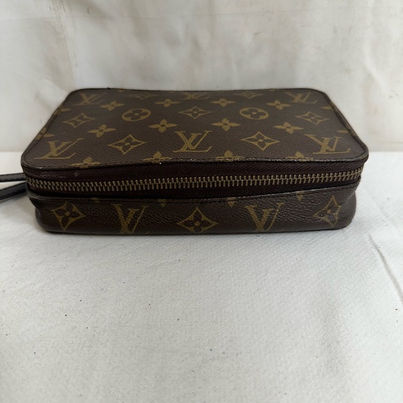 Louis Vuitton Cosmetics Pouch - Picture 1 of 10